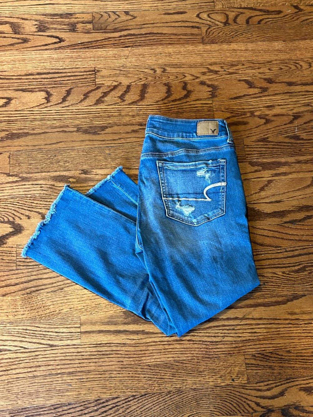 American Eagle Super Super Stretch Artist Crop Distressed Jeans Size 14